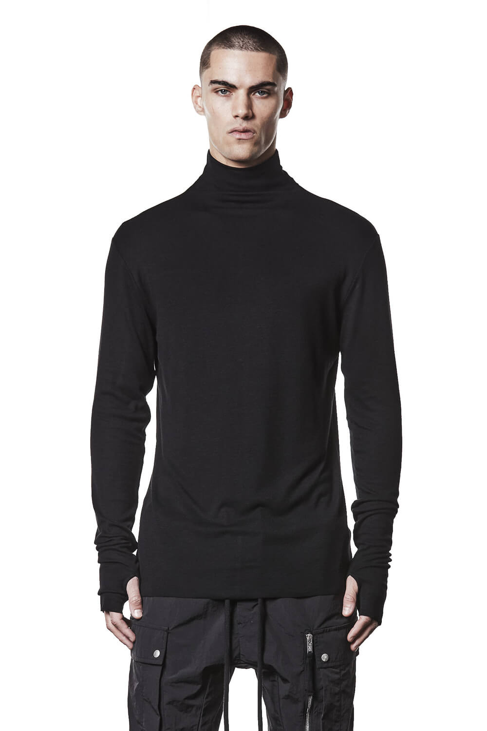 M TS 891 Thumbhole Detail L/S T-Shirt Black
