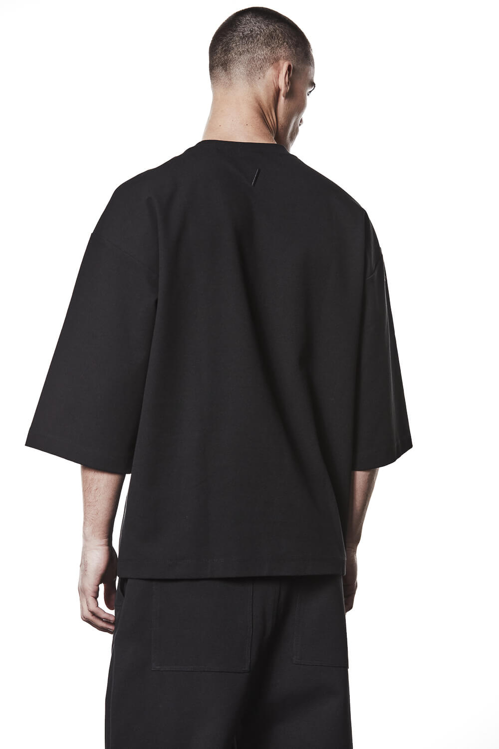M TS 906 Oversized Fit T-Shirt Black