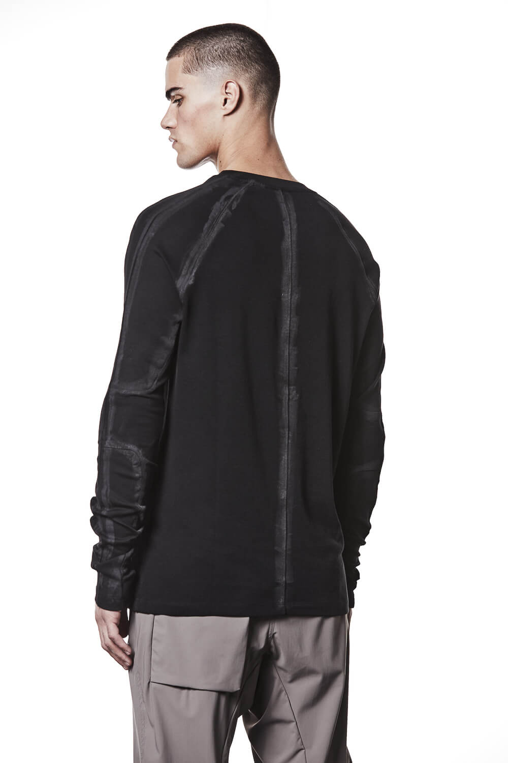 M TS 907 Hand Painted Details T-Shirt Black