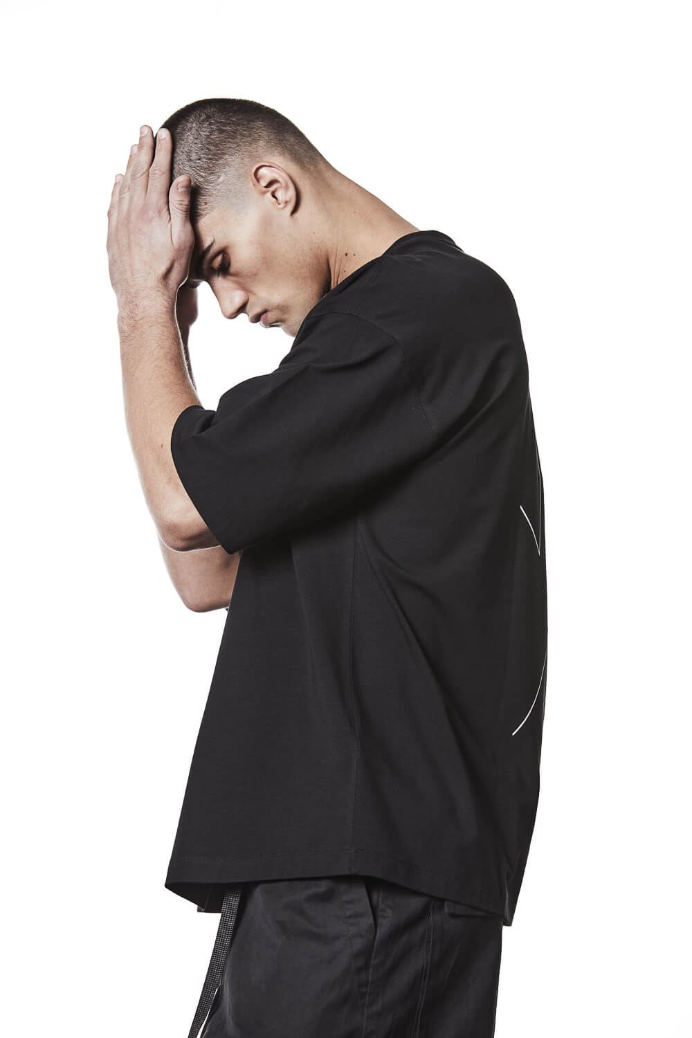 M TS 909 Back Slash Logo T-Shirt Black