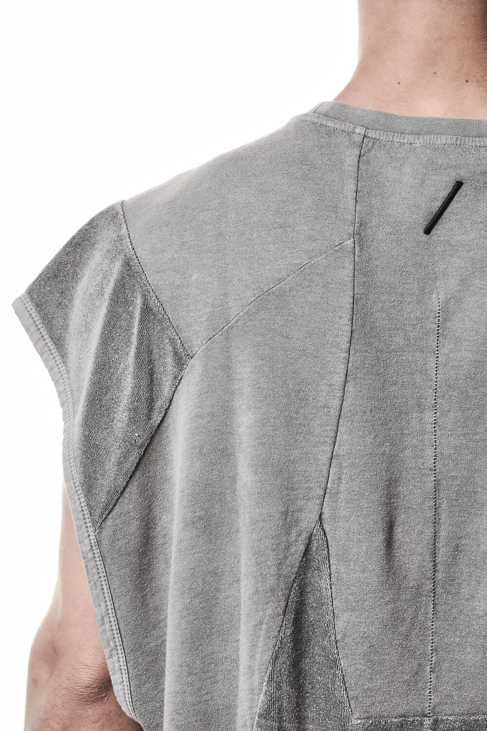 M TS 917 Crewneck Sleeveless T-Shirt Dark Grey