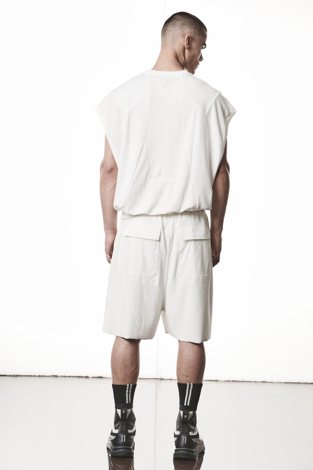 M TS 917 Crewneck Sleeveless T-Shirt Off White