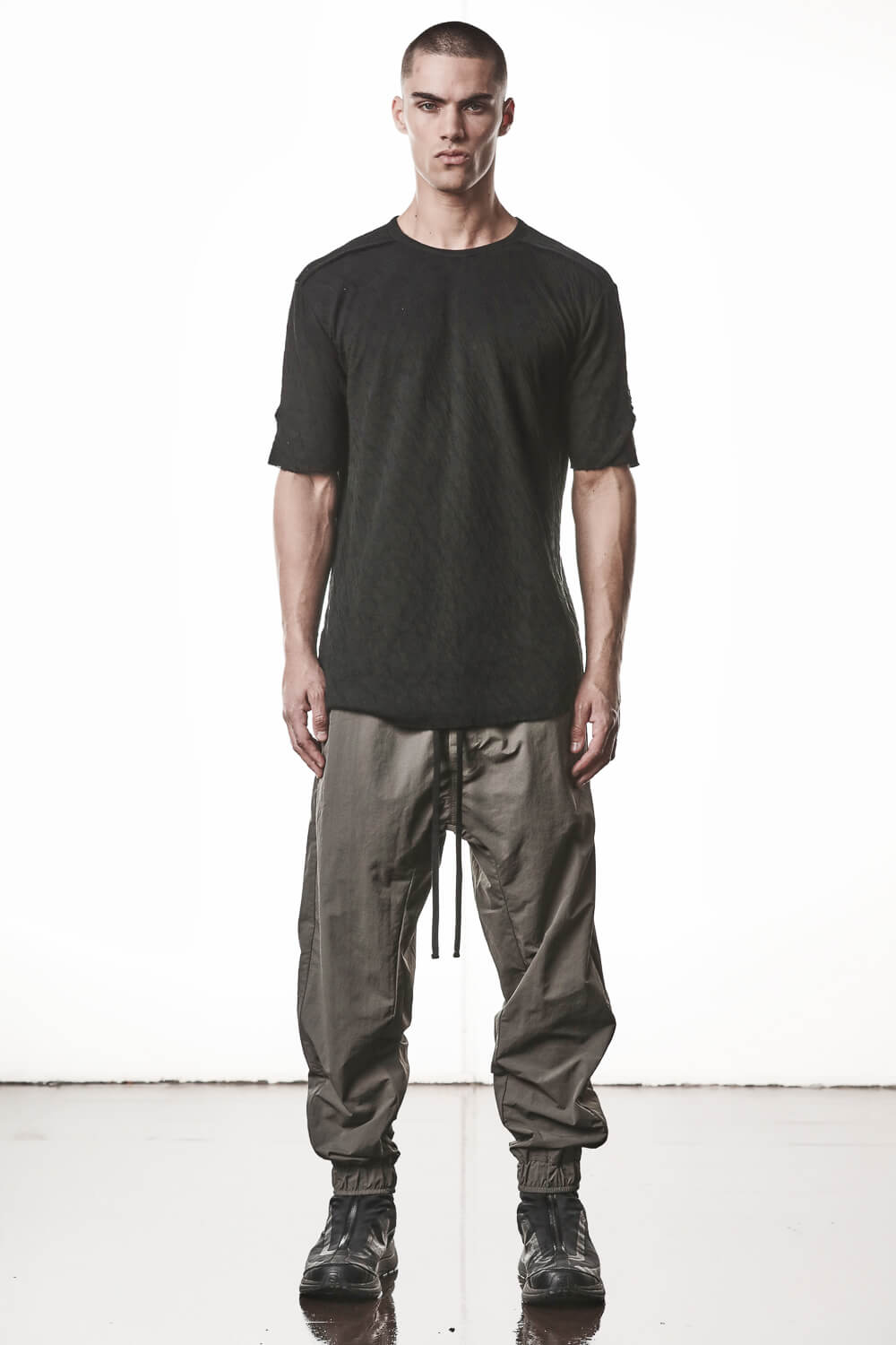 M TS 921 Wrinkle Effect T-Shirt Black