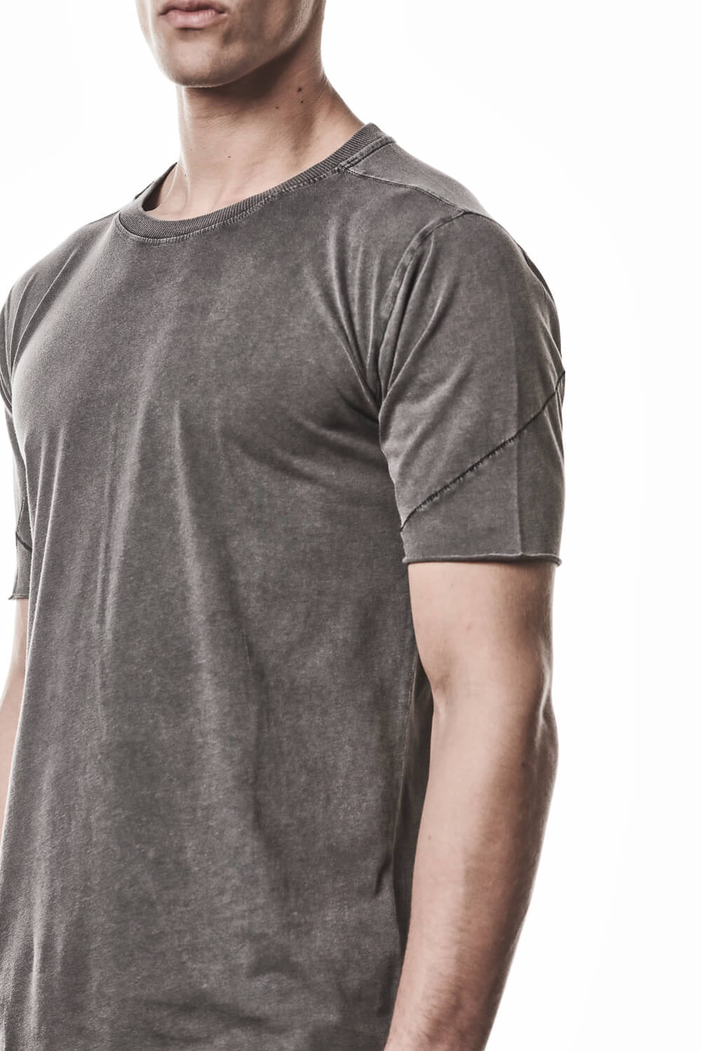 M TS 924 Raw Cut Hem T-Shirt Dark Grey