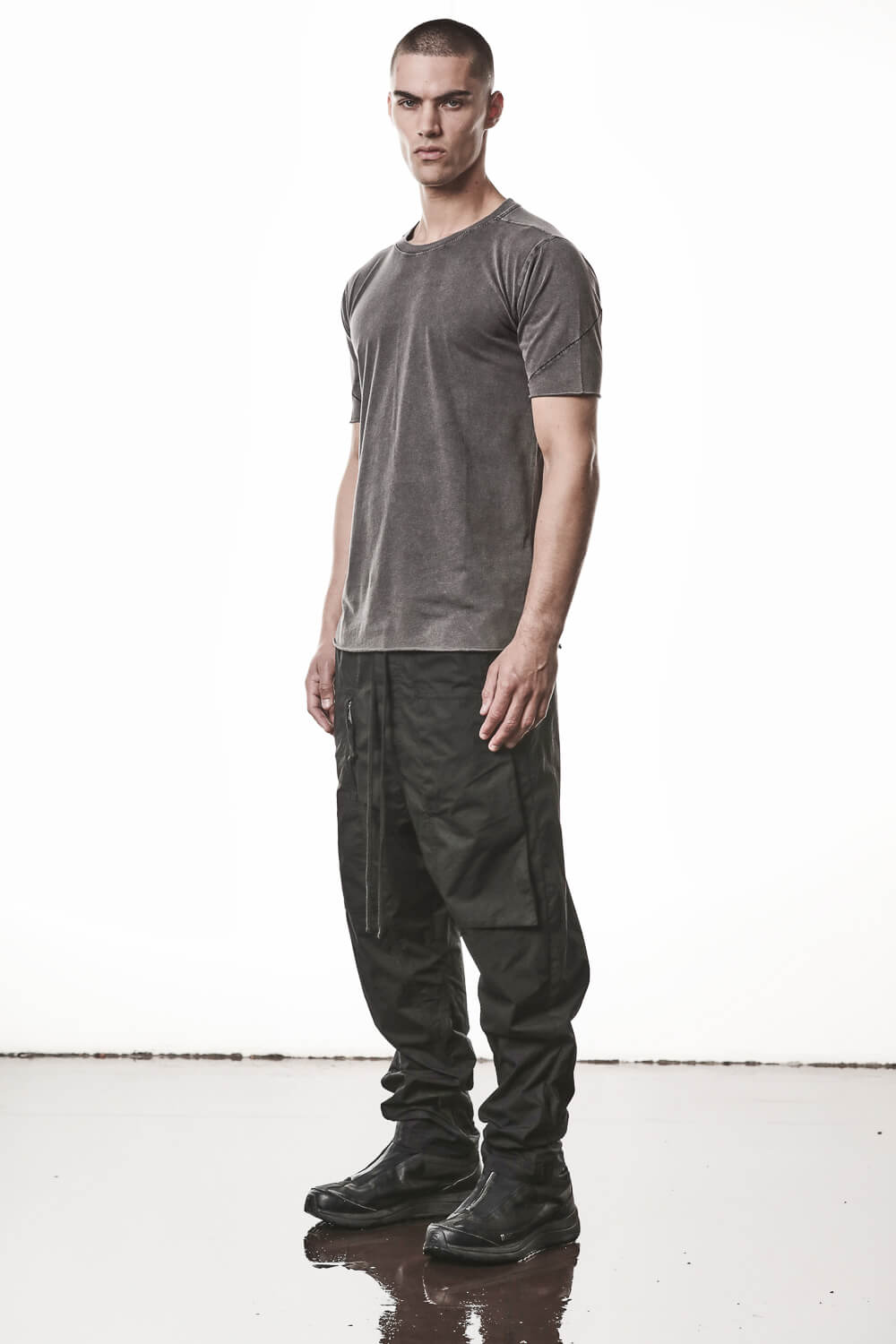 M TS 924 Raw Cut Hem T-Shirt Dark Grey