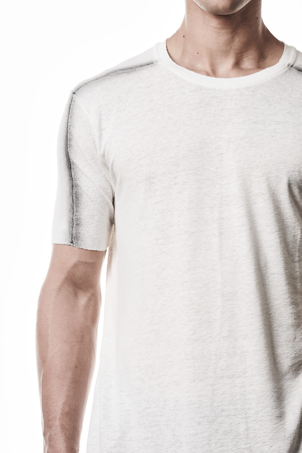 M TS 927 Cotton/Linen Ribbed Detail T-Shirt Off White