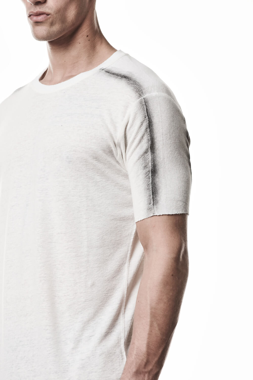 M TS 927 Cotton/Linen Ribbed Detail T-Shirt Off White