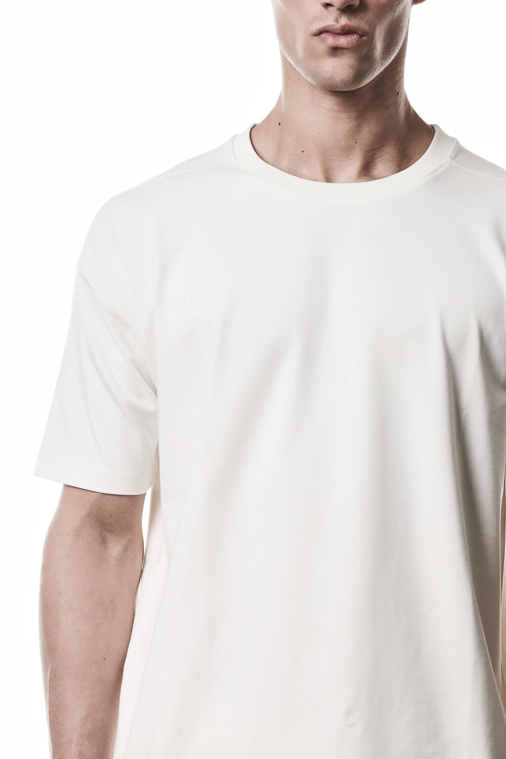 M TS 936 Reflective Back Print T-Shirt Cream