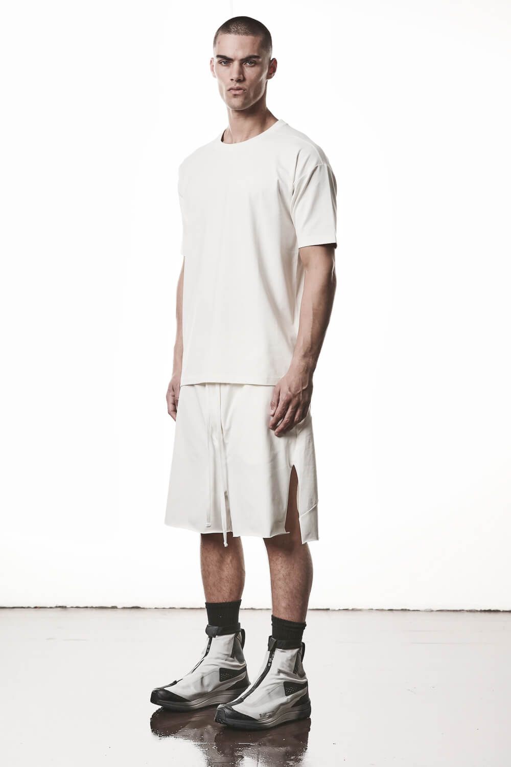 M TS 936 Reflective Back Print T-Shirt Cream