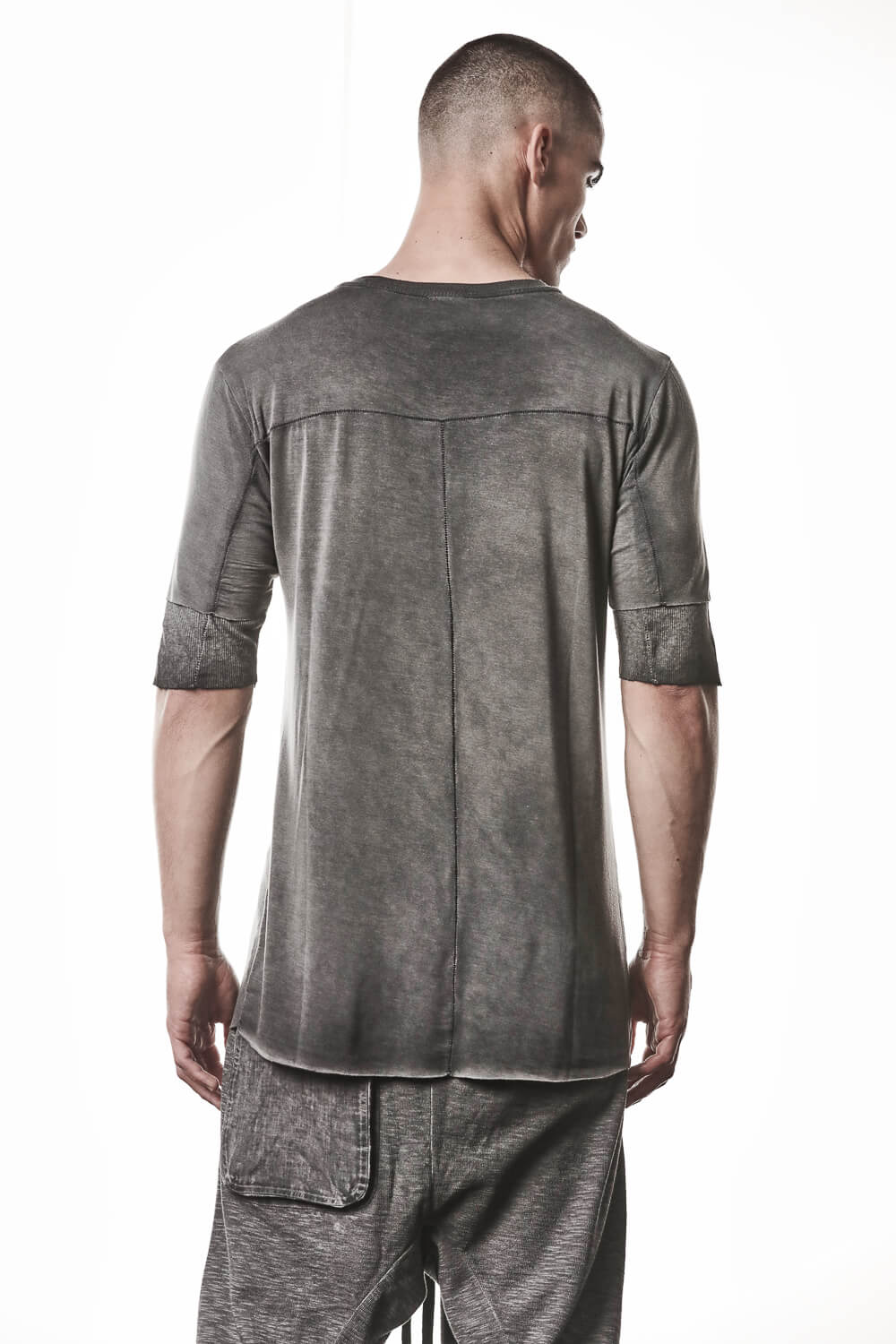 M TS 940 Raw Cut Hem Crew Neck T-Shirt Grey