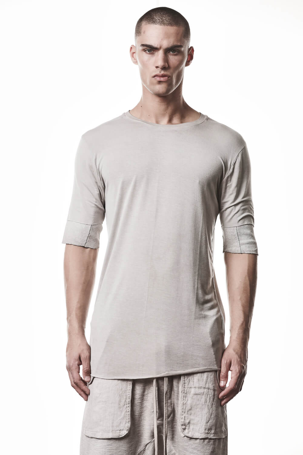 M TS 940 Raw Cut Hem Crew Neck T-Shirt Light Beige