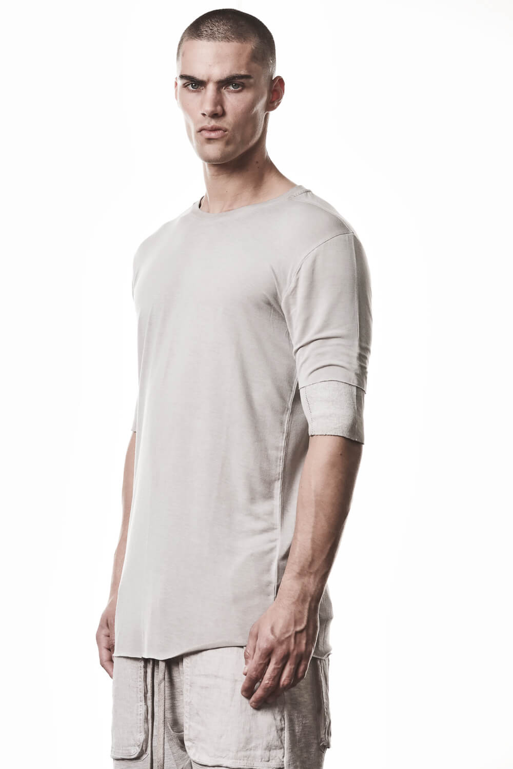 M TS 940 Raw Cut Hem Crew Neck T-Shirt Light Beige
