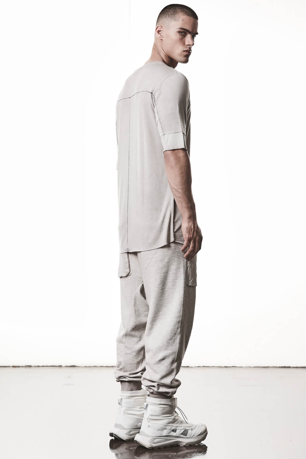 M TS 940 Raw Cut Hem Crew Neck T-Shirt Light Beige
