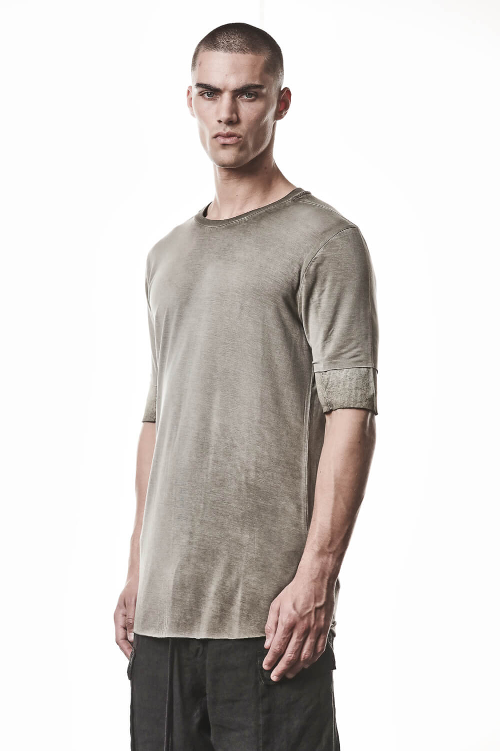 M TS 940 Raw Cut Hem Crew Neck T-Shirt Light Olive