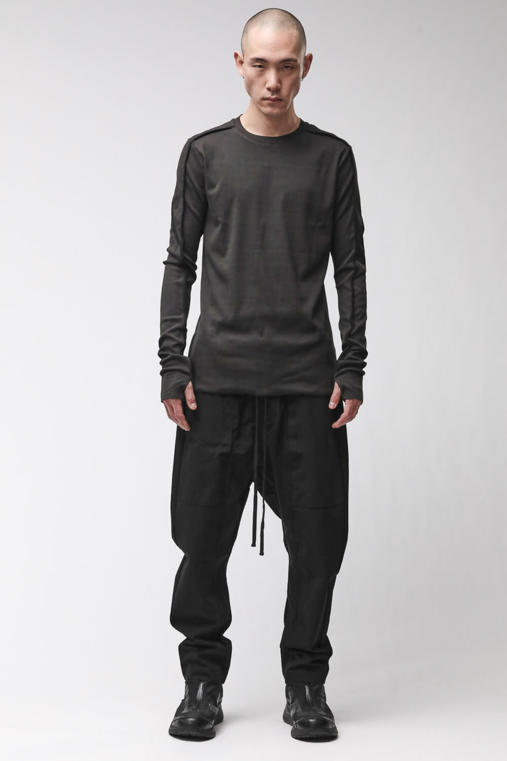 M TS 960 L/S Thumbhole Detail T-Shirt Dark Brown