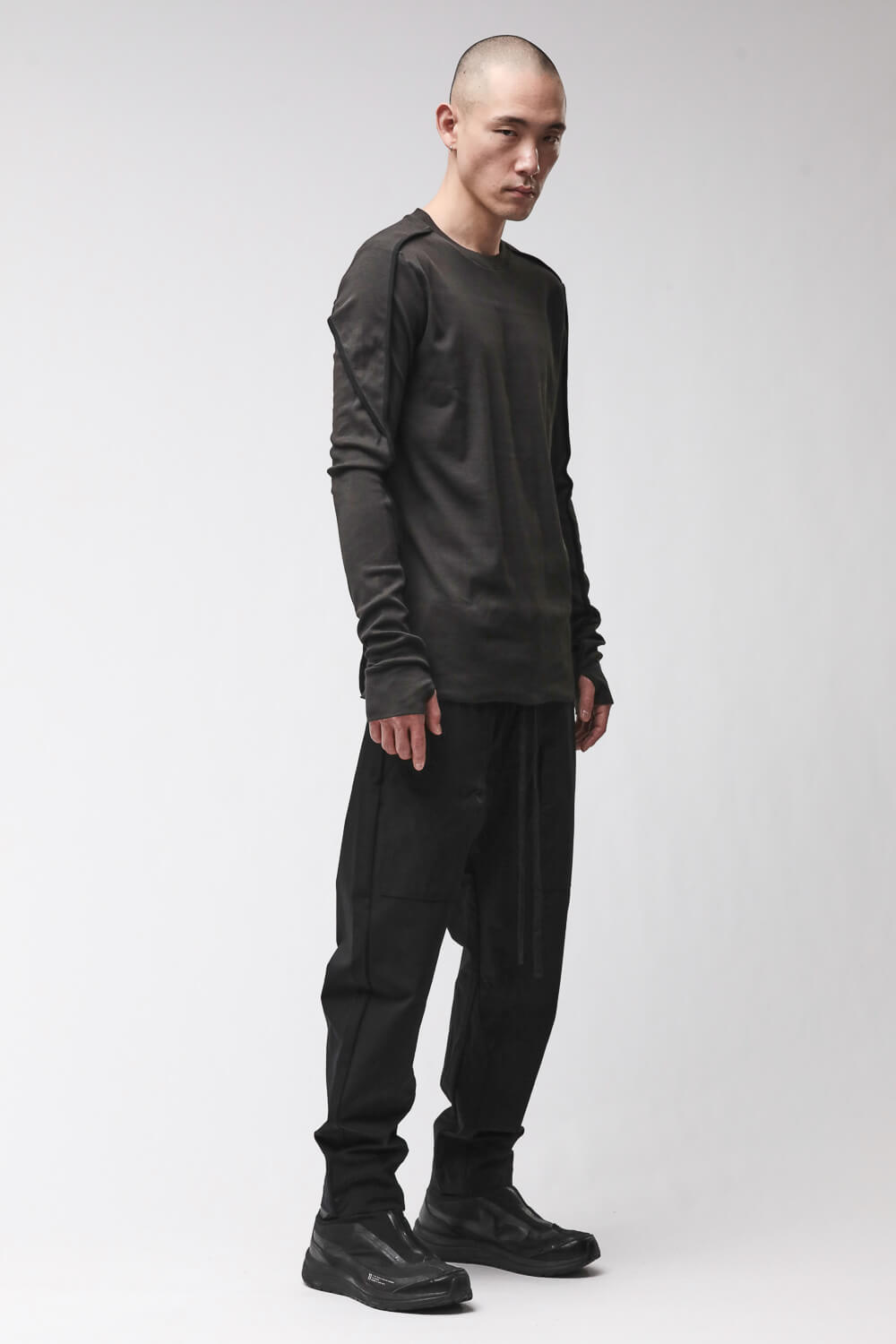 M TS 960 L/S Thumbhole Detail T-Shirt Dark Brown