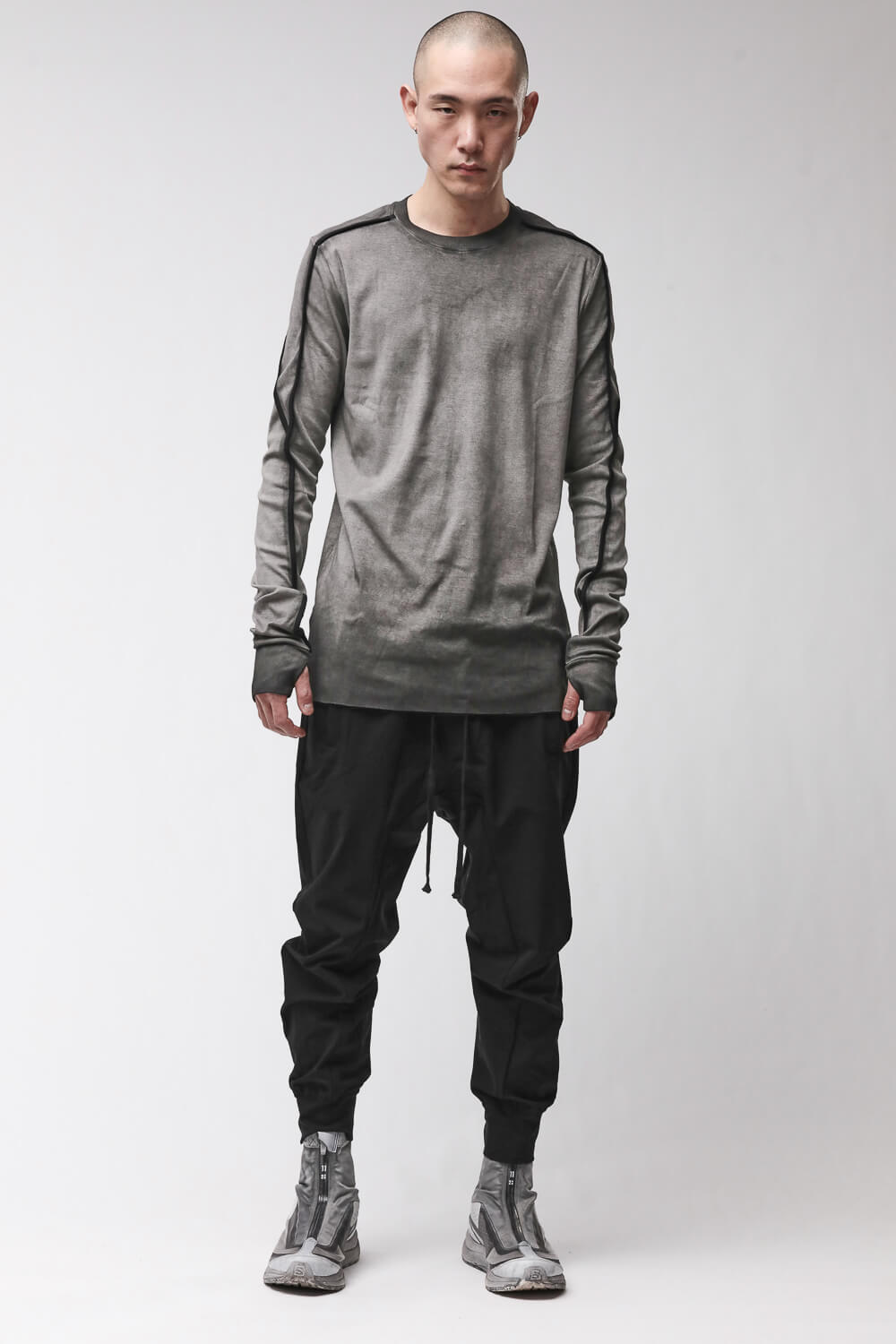 M TS 960 L/S Thumbhole Detail T-Shirt Grey