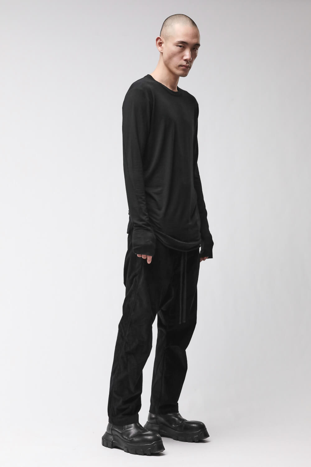 M TS 961 L/S Raw Hem Stitching Detail T-Shirt Black