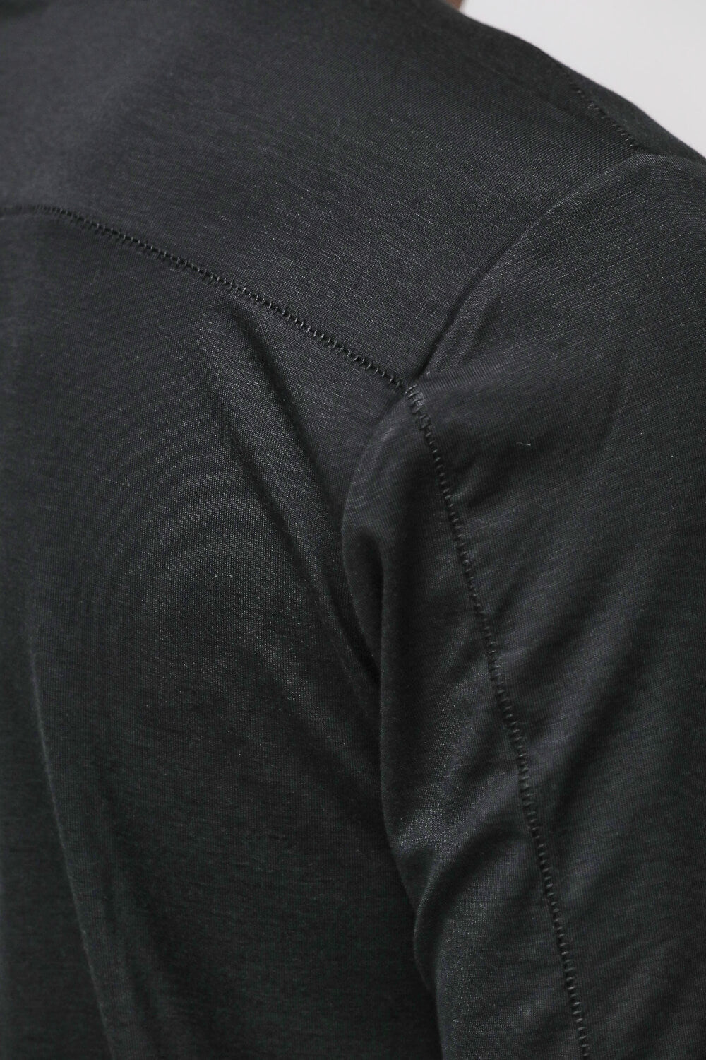 M TS 970 L/S Thumbhole Stitching Detail T-Shirt Black