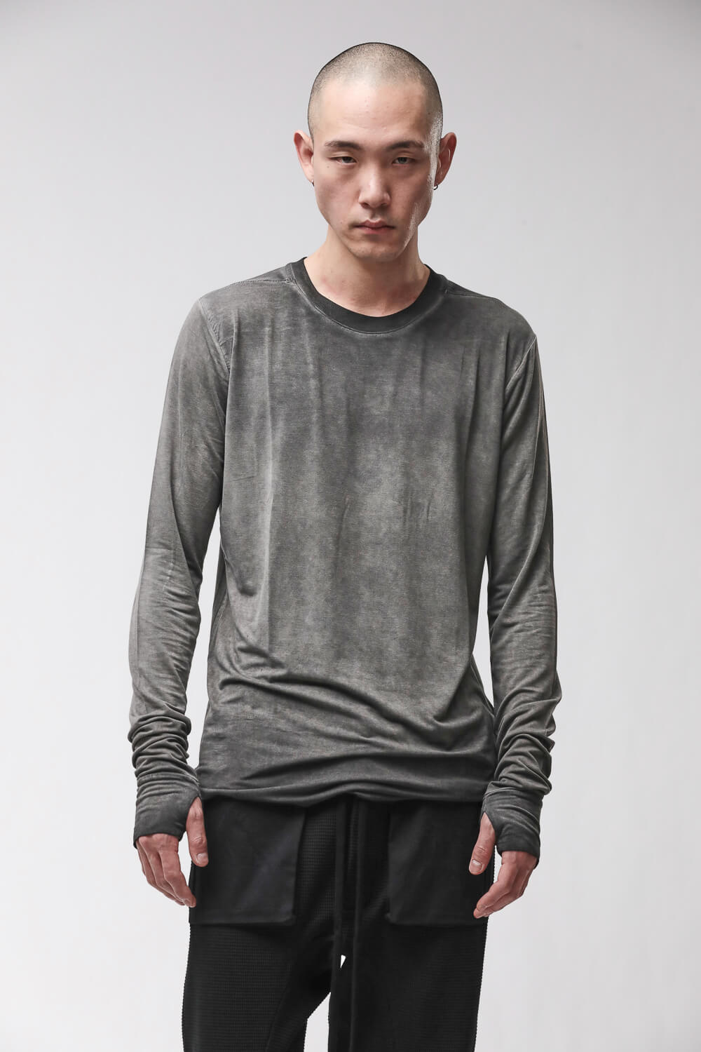 M TS 970 L/S Thumbhole Stitching Detail T-Shirt Grey
