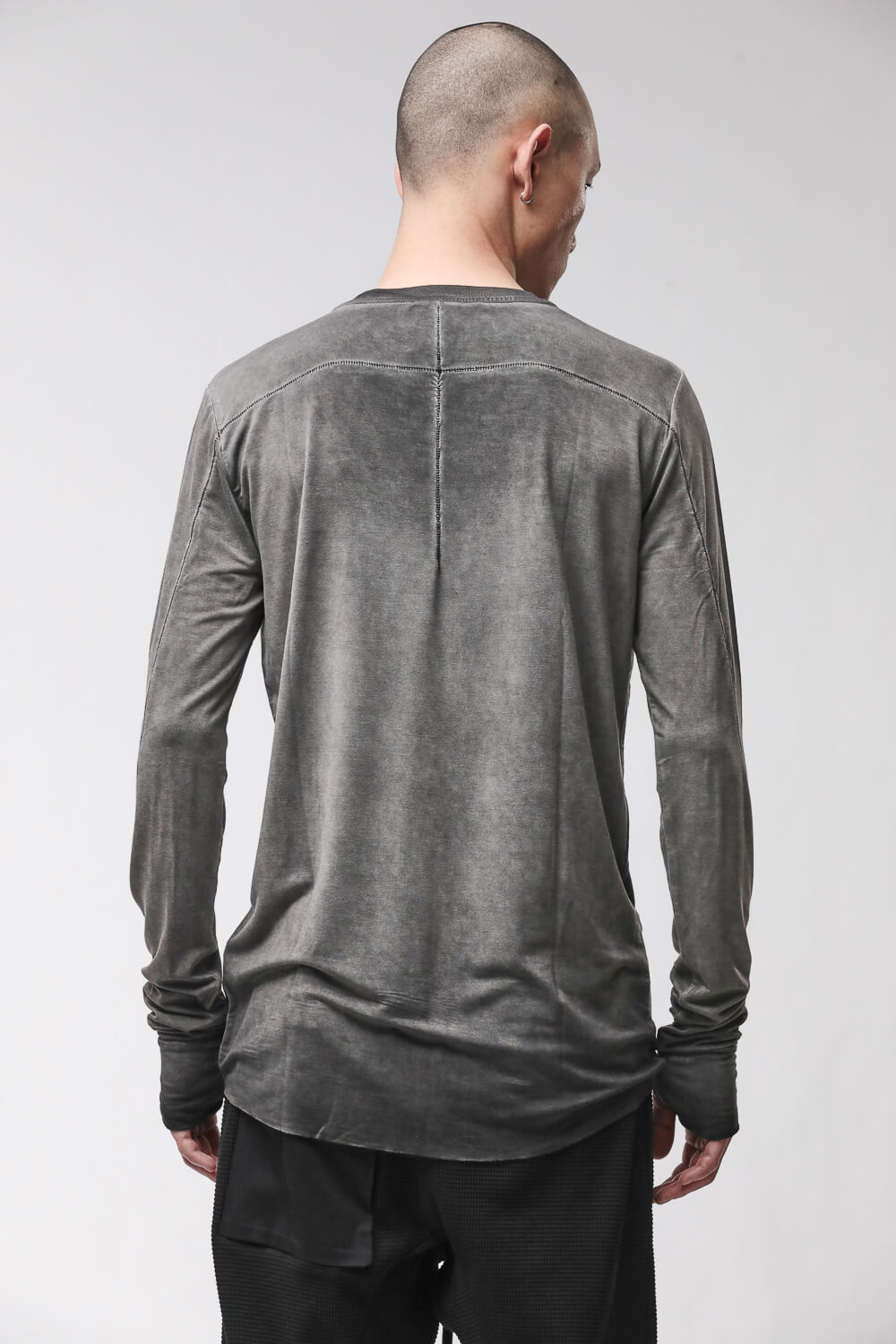 M TS 970 L/S Thumbhole Stitching Detail T-Shirt Grey