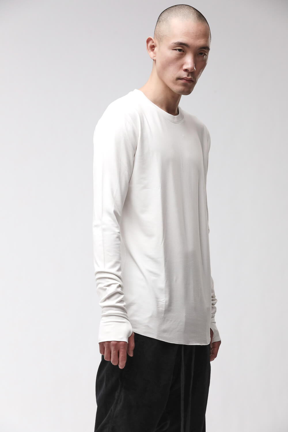 M TS 970 L/S Thumbhole Stitching Detail T-Shirt Off White