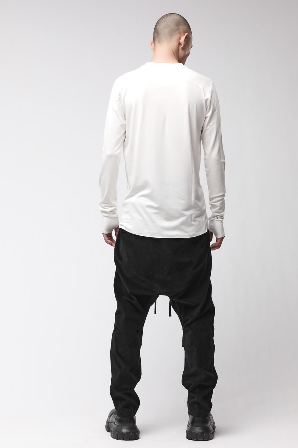 M TS 970 L/S Thumbhole Stitching Detail T-Shirt Off White