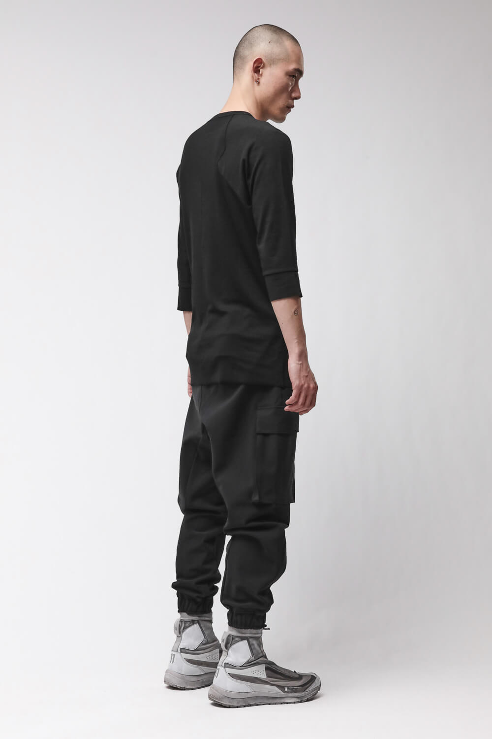 M TS 978 Round Neck 3/4 Sleeve T-Shirt Black