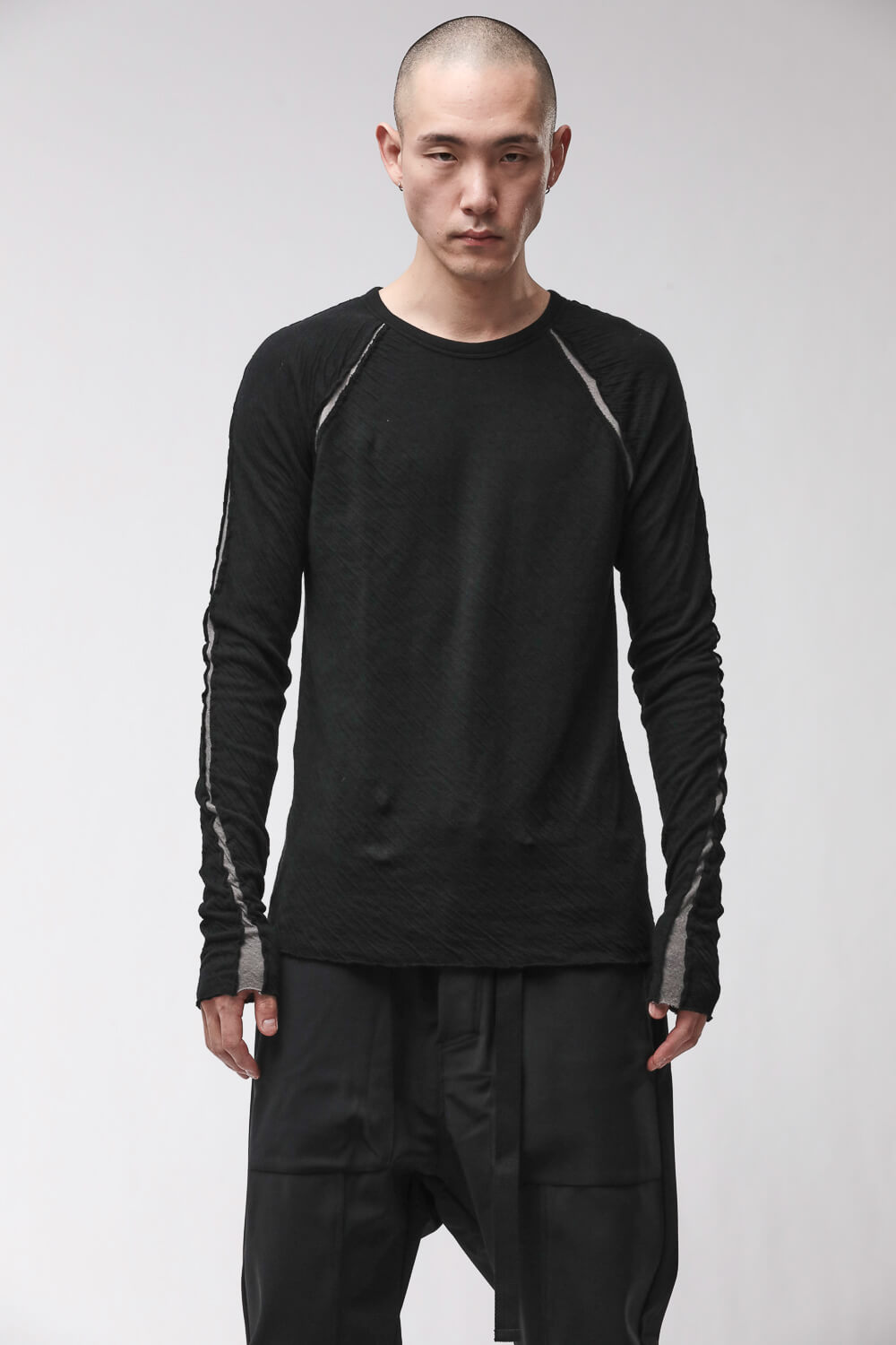 M TS 982 Hem Detail L/S T-Shirt Black