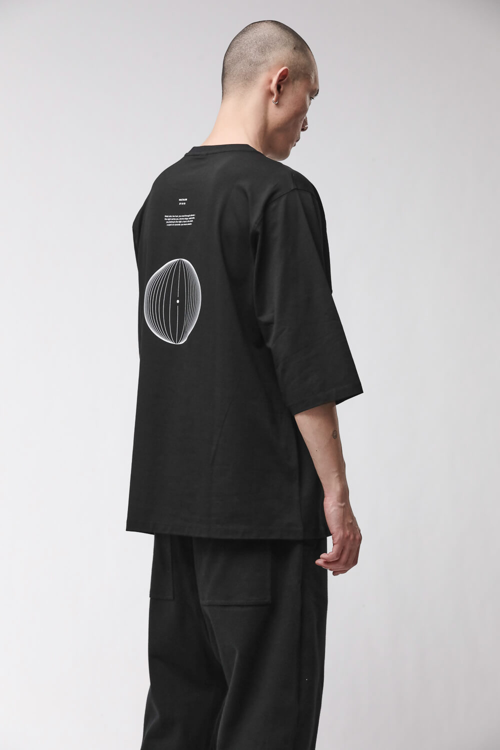 M TS 995 Back Print 3/4 Sleeve T-Shirt Black