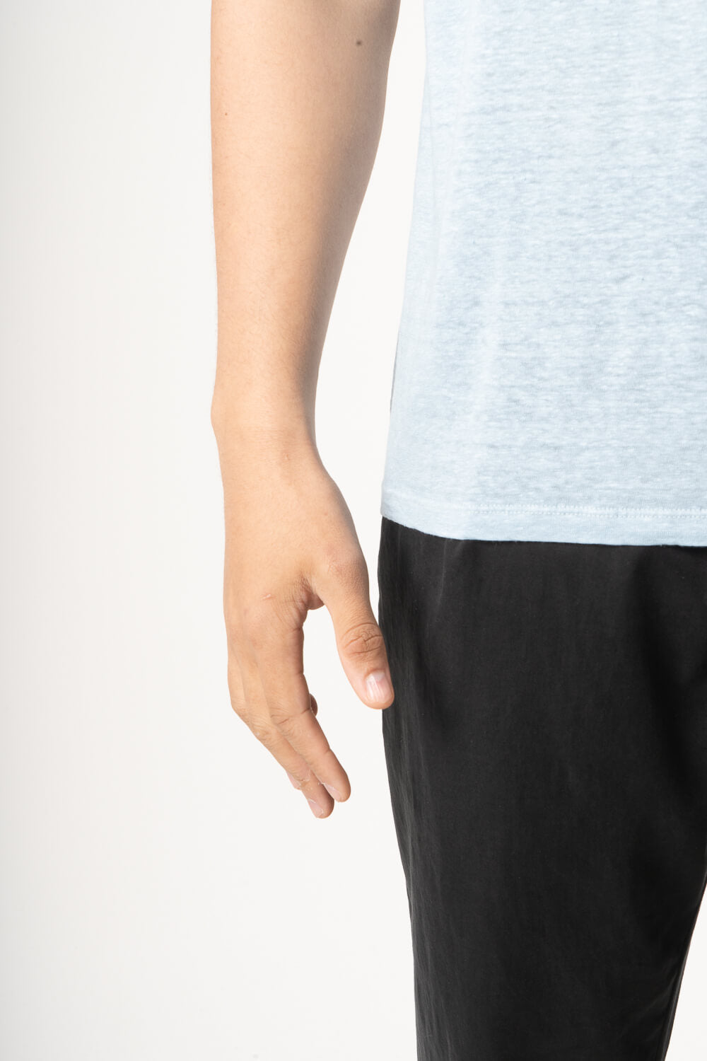 Mercerised Italian Linen Round Neck T-Shirt Light Blue