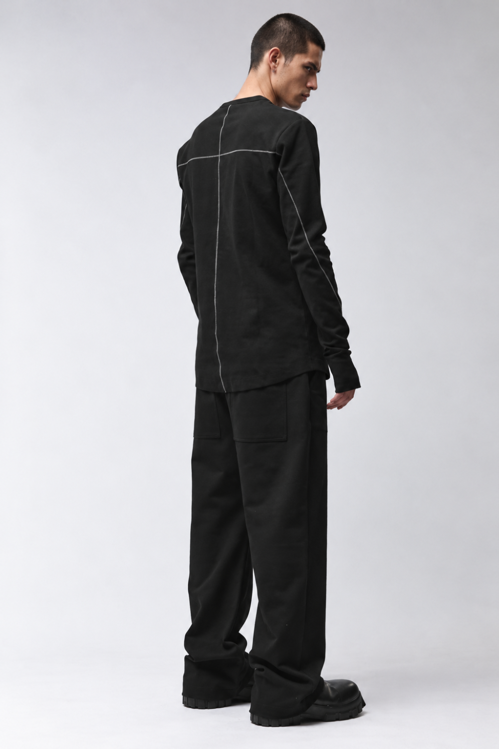 M TS 1001 Cotton Blend Long-Sleeve Sweatshirt Black
