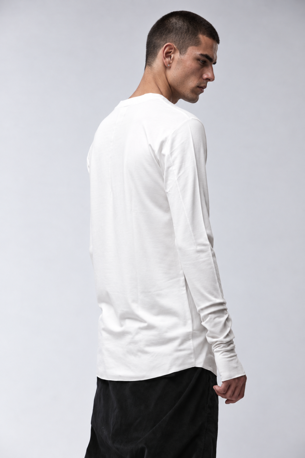M TS 970 Viscose Blend Long-Sleeve T-Shirt W/ Thumbhole Detail Off White