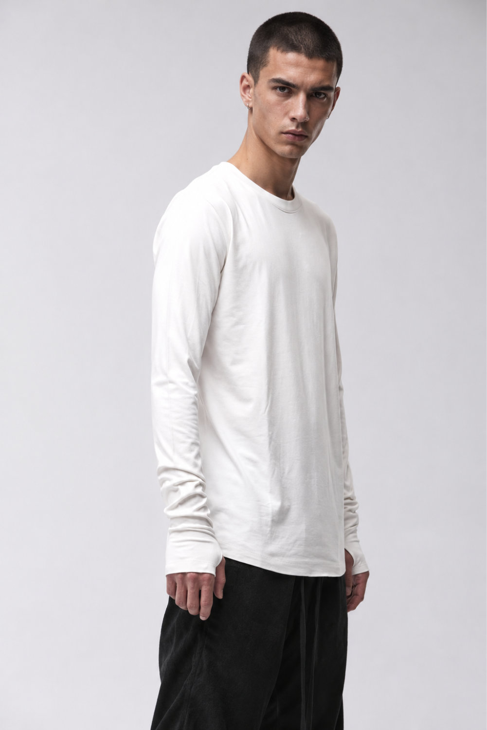 M TS 970 Viscose Blend Long-Sleeve T-Shirt W/ Thumbhole Detail Off White