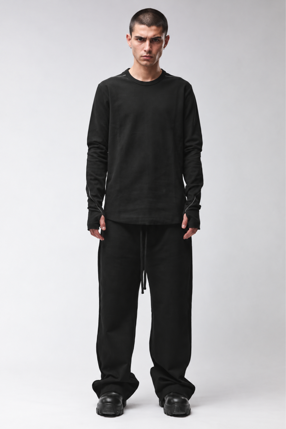 M TS 1001 Cotton Blend Long-Sleeve Sweatshirt Black