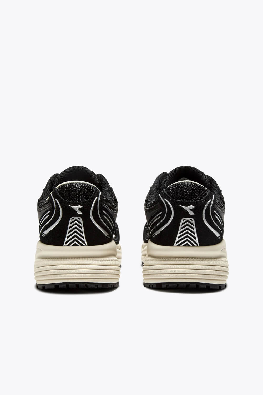 Mythos Star Sneakers Black