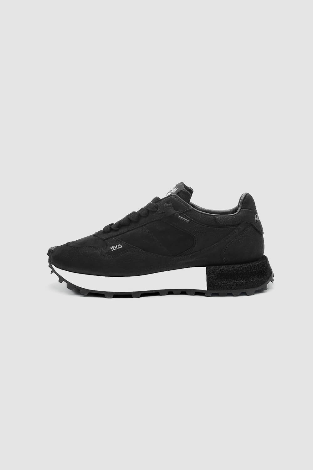 Nubuck Runner Sneaker Black