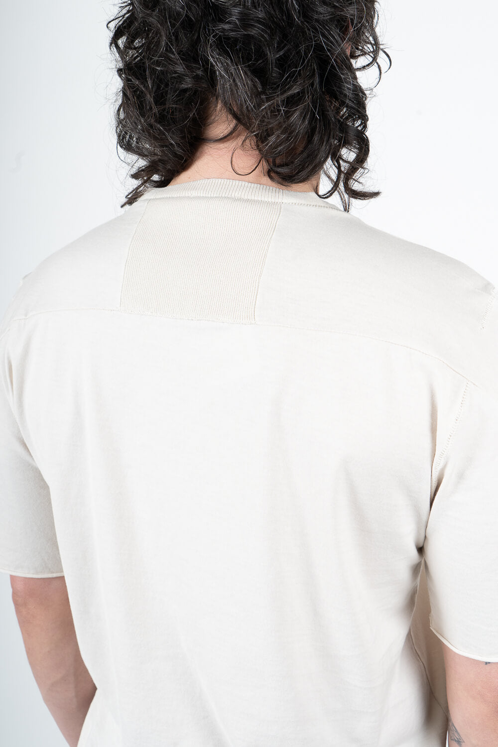 Raw-Cut Hems Cotton Jersey T-Shirt W/ Knitted Inserts Stone