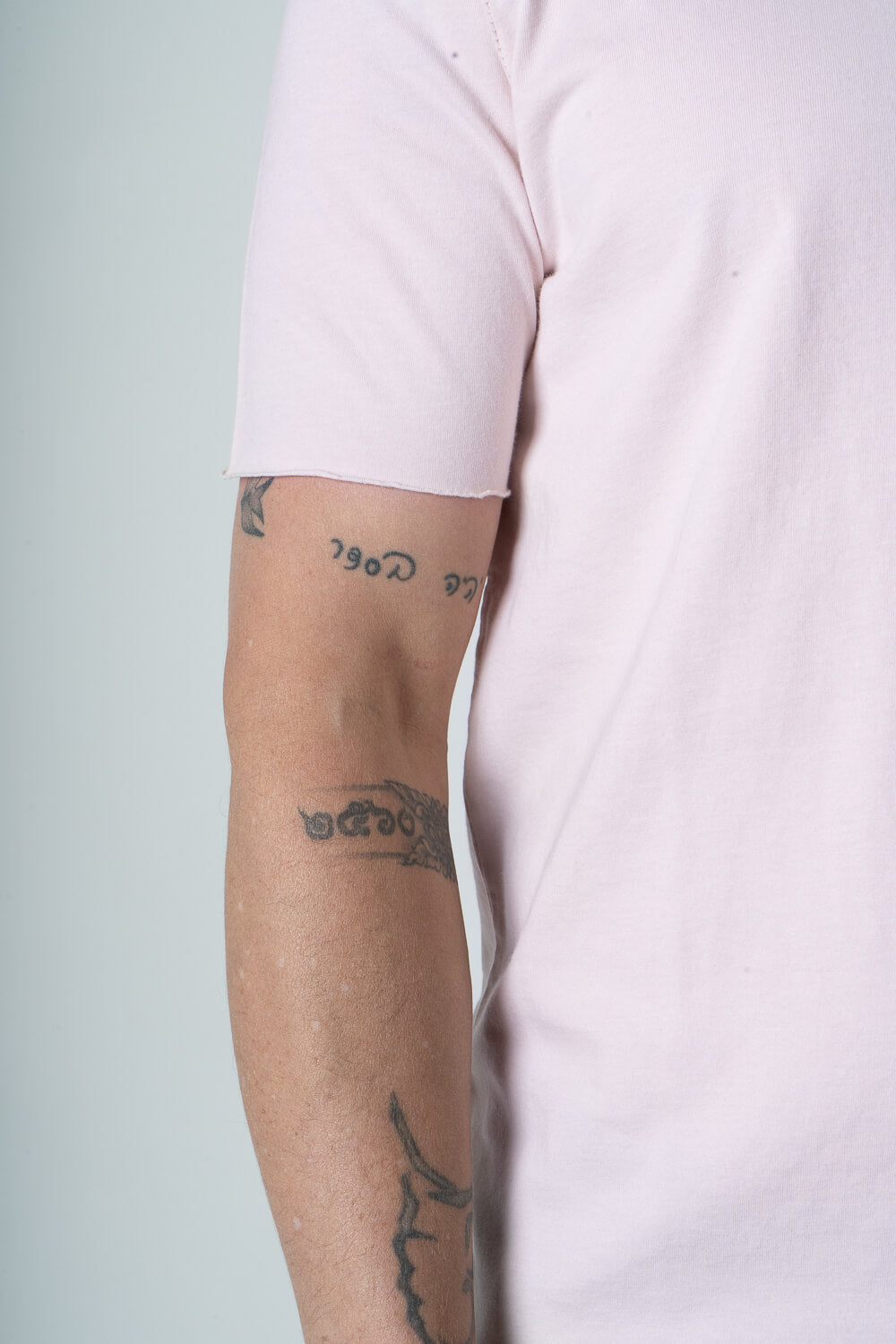 Raw Edge Regular Fit T-Shirt Pink