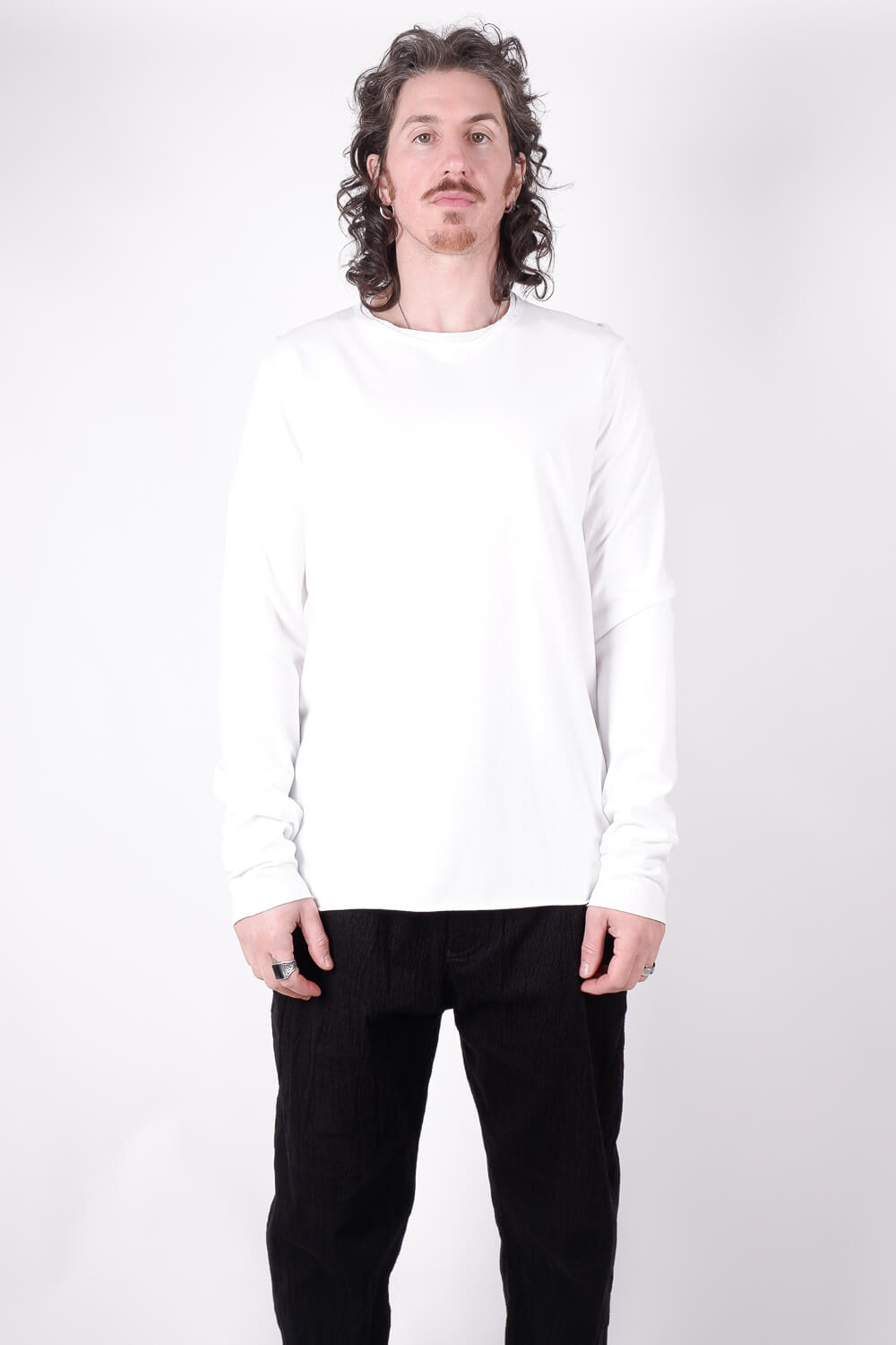 Raw Neck Relaxed Fit L/S T-Shirt White