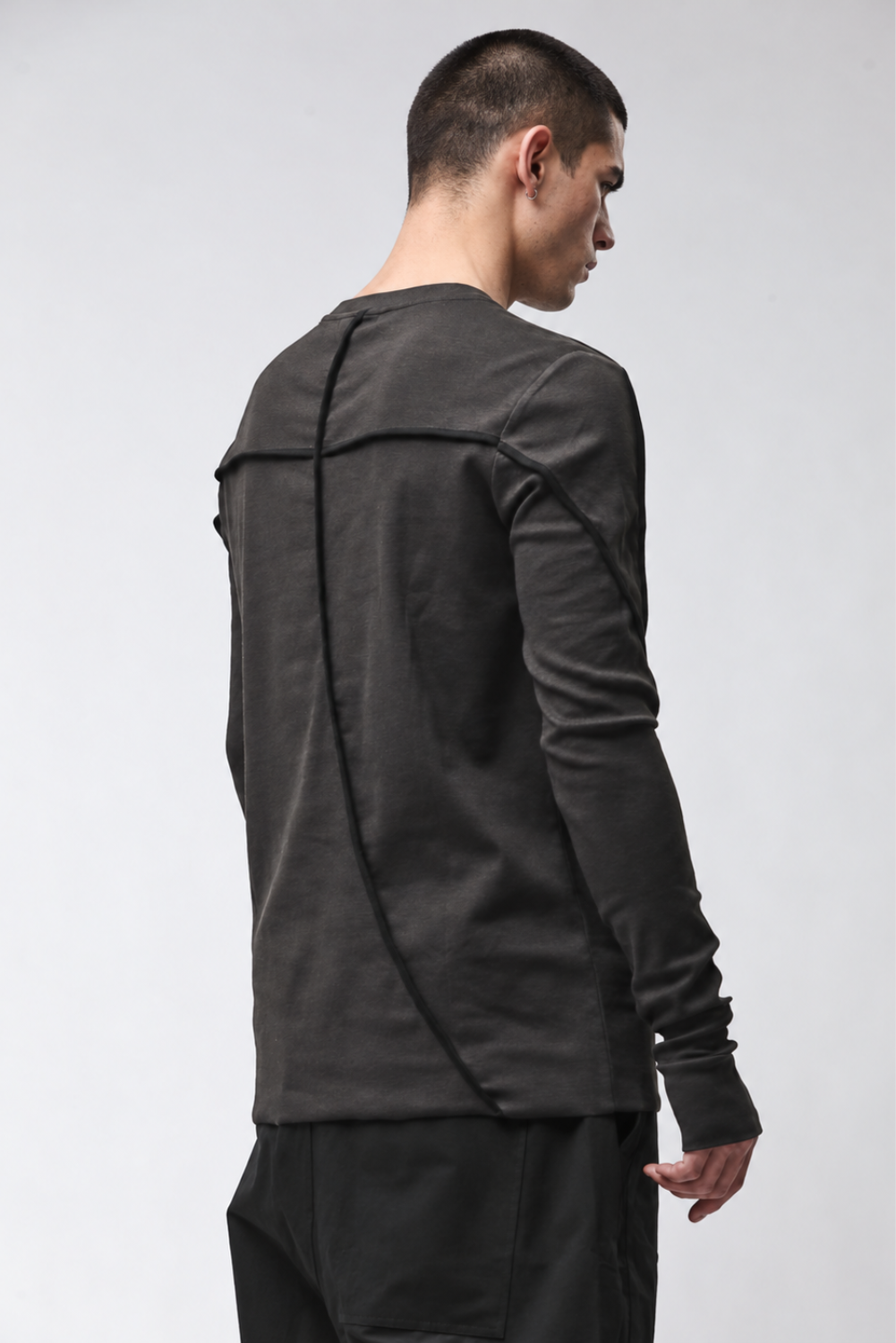 M TS 960 Cotton Blend Long-Sleeve T-Shirt W/ Thumbhole Detail Dark Brown