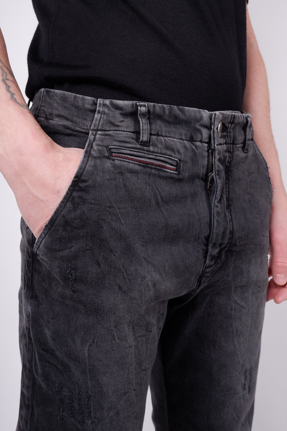 Regular Fit Distressed Jean Charcoal