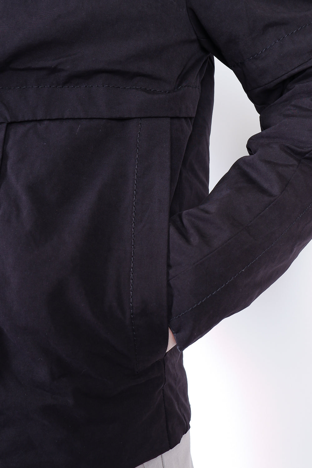 Buy the Transit Reversible Water-Repellent Cotton Jacket in Black at Intro. Spend £50 for free UK delivery. Official stockists. We ship worldwide.