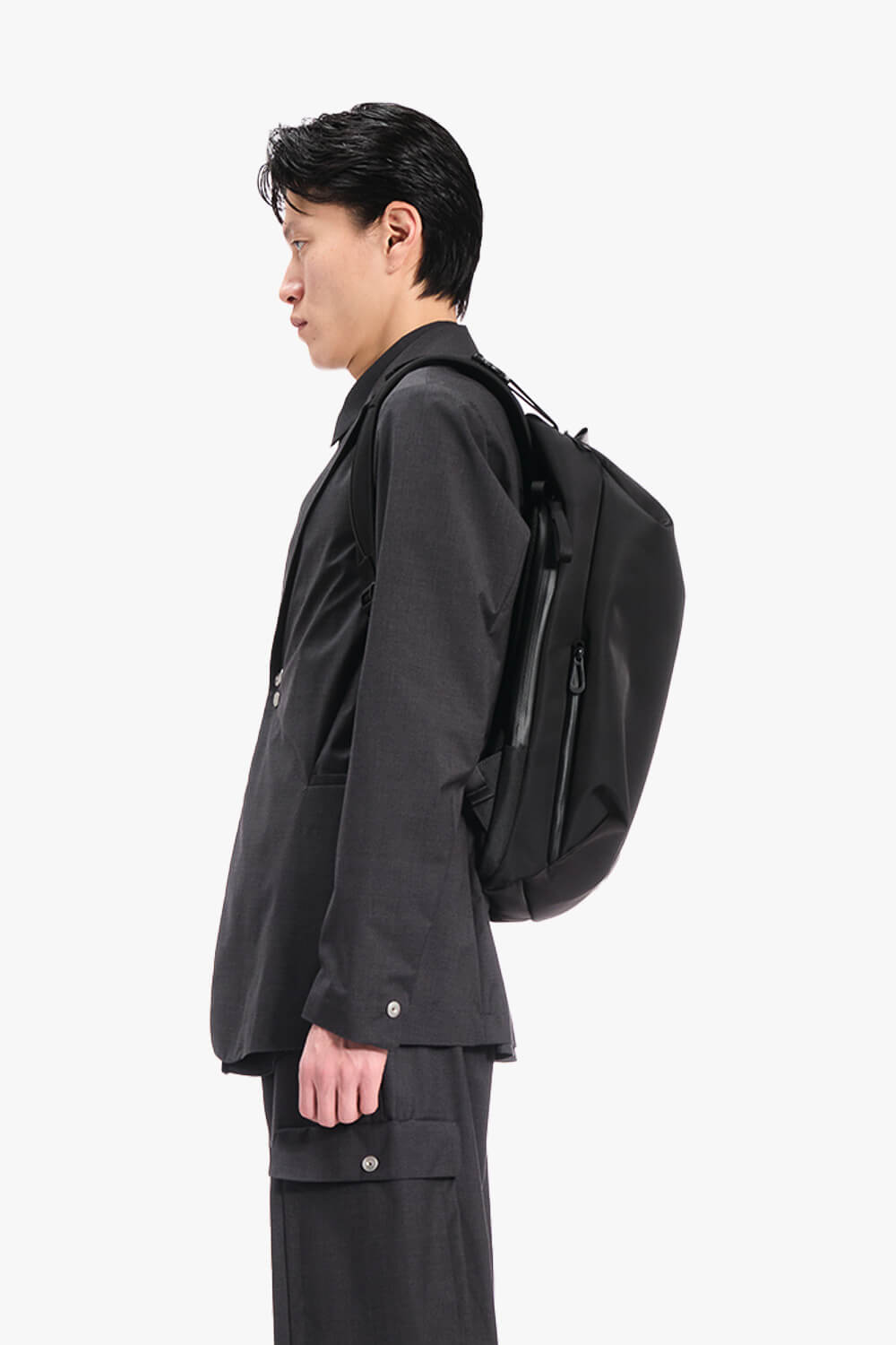 Saru Sleek Backpack Black