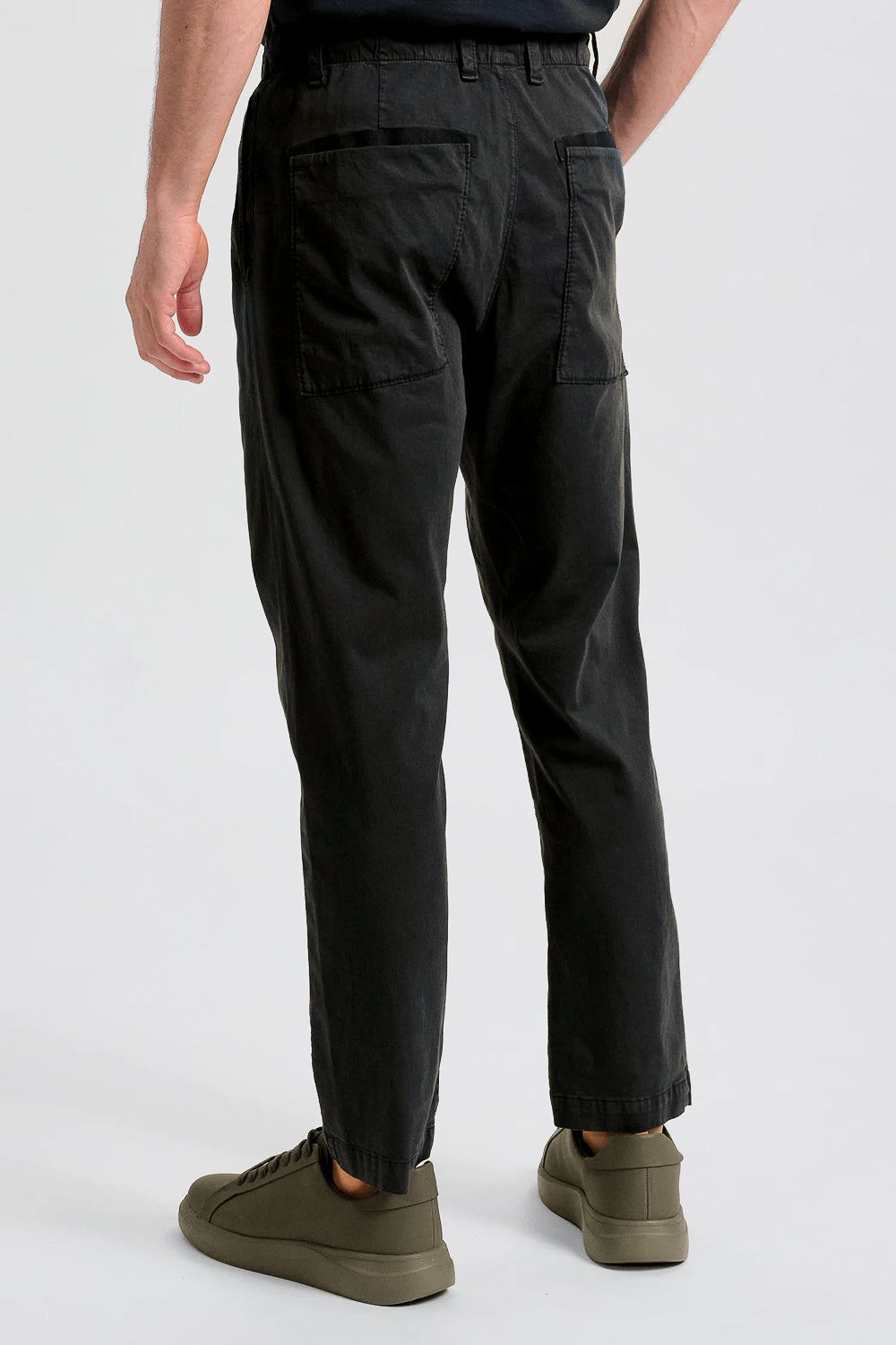 Stretch Cotton/Tencel Loose Fit Chino Trousers Black