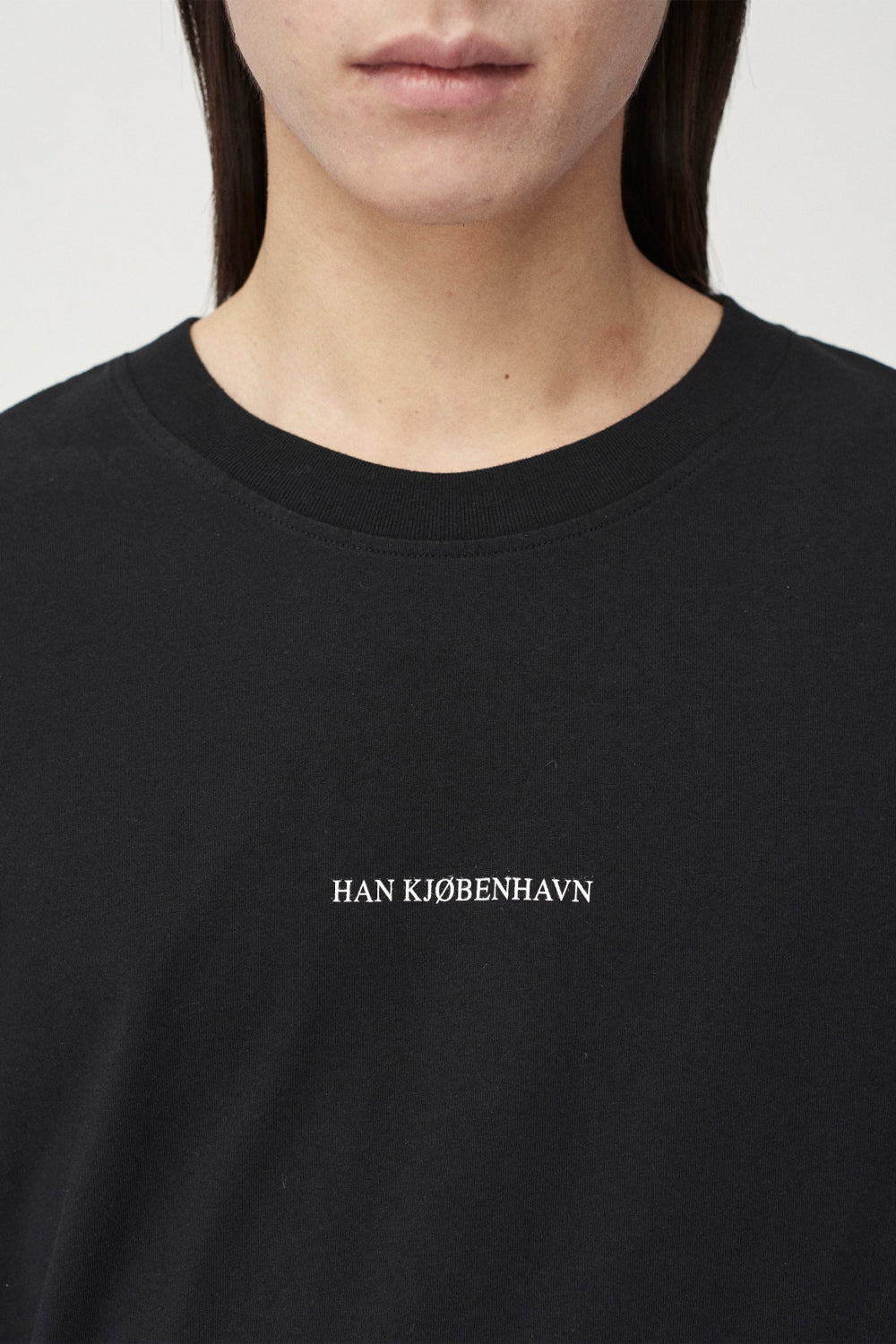 Buy the Han Kjobenhavn Supper Boxy T-Shirt in Black at Intro. Spend £50 for free UK delivery. Official stockists. We ship worldwide.