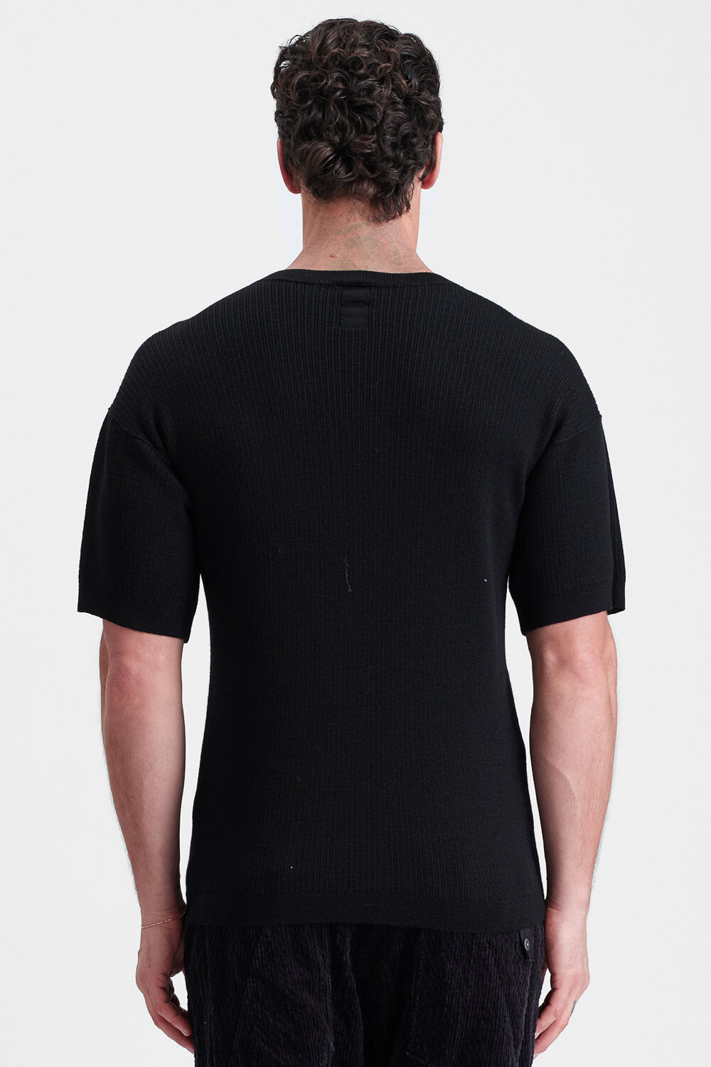 Virgin Wool Ribbed Round Neck T-Shirt W/ Neck Stitch Detail Black