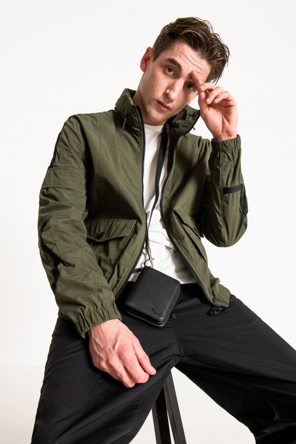Buy the Antony Morato Multi Pocket Bomber Jacket Khaki at Intro. Spend £50 for free UK delivery. Official stockists. We ship worldwide.