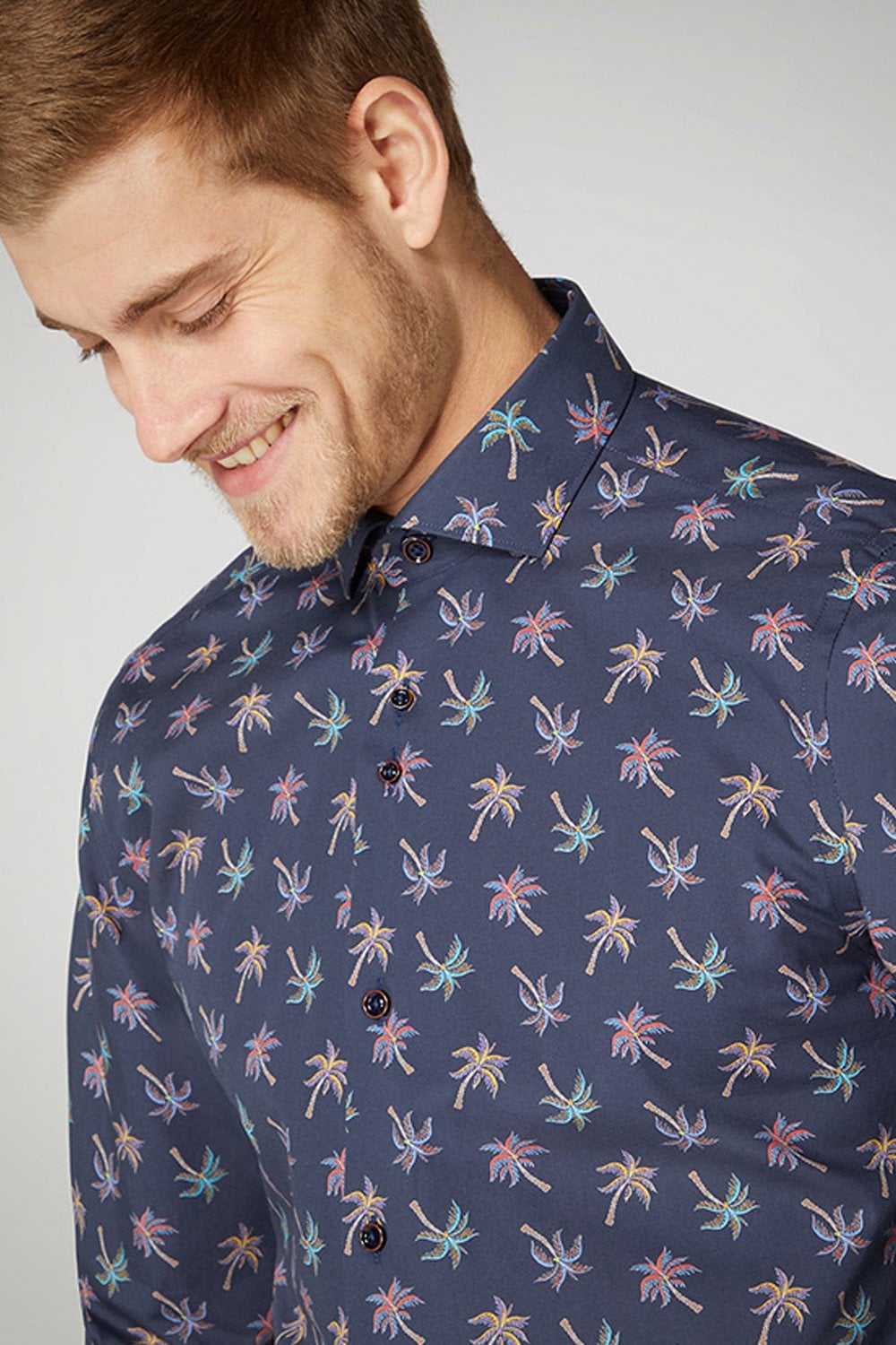 Buy the Remus Uomo Palm Tree Design L/S Shirt in Navy at Intro. Spend £50 for free UK delivery. Official stockists. We ship worldwide.