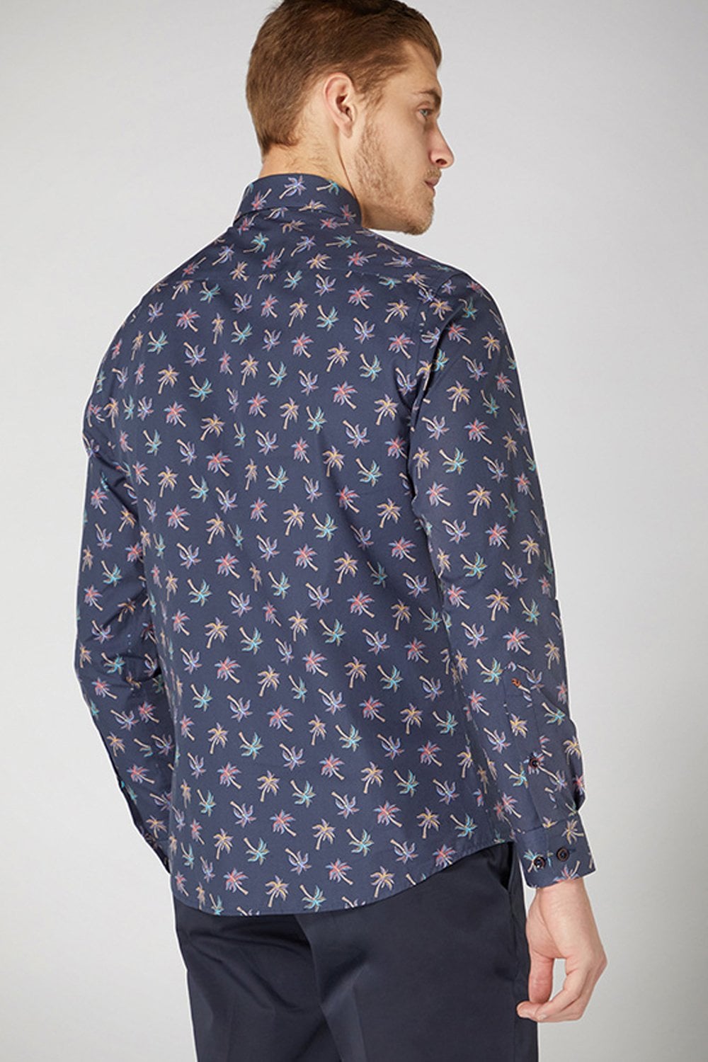 Buy the Remus Uomo Palm Tree Design L/S Shirt in Navy at Intro. Spend £50 for free UK delivery. Official stockists. We ship worldwide.